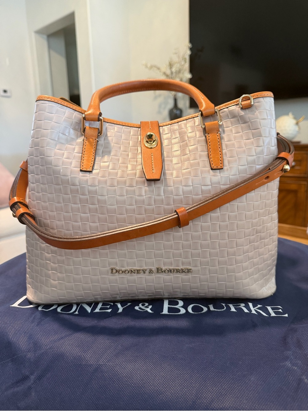 DOONEY & BOURKE Claremont Woven Embossed Perry Satchel - Picture 2 of 10